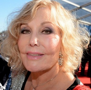 Find out About Kim Novak's Over Done Plastic Surgery